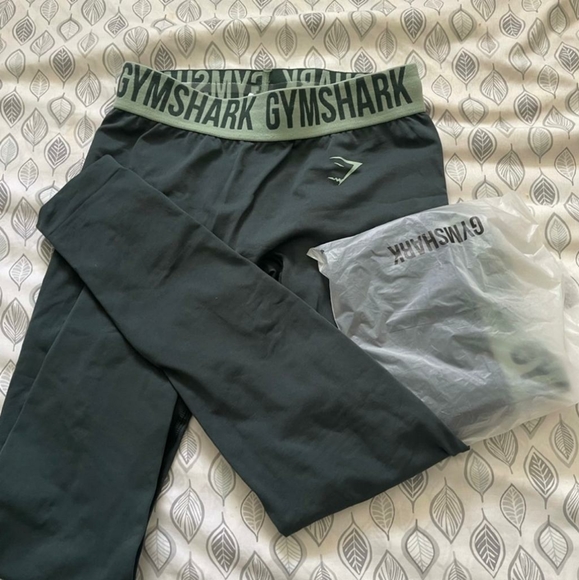 Gymshark - Picture 1 of 4